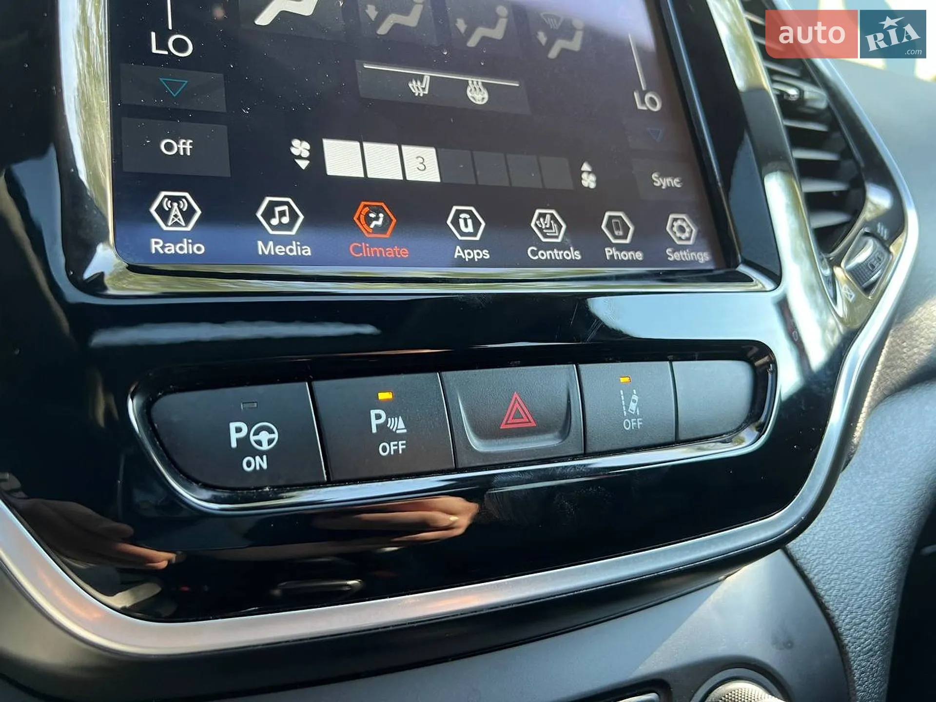 2021 Jeep Cherokee - мініатюра 26