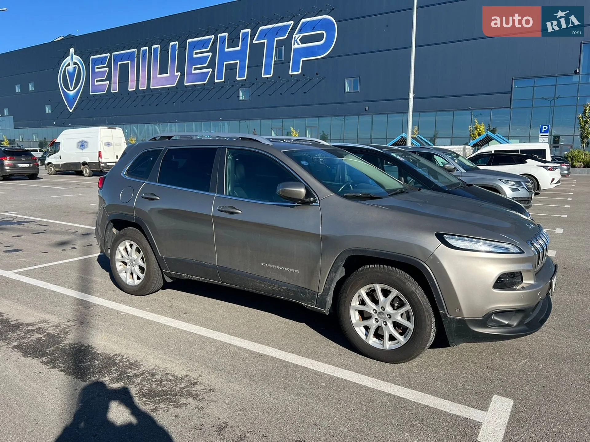2017 Jeep Cherokee - мініатюра 3