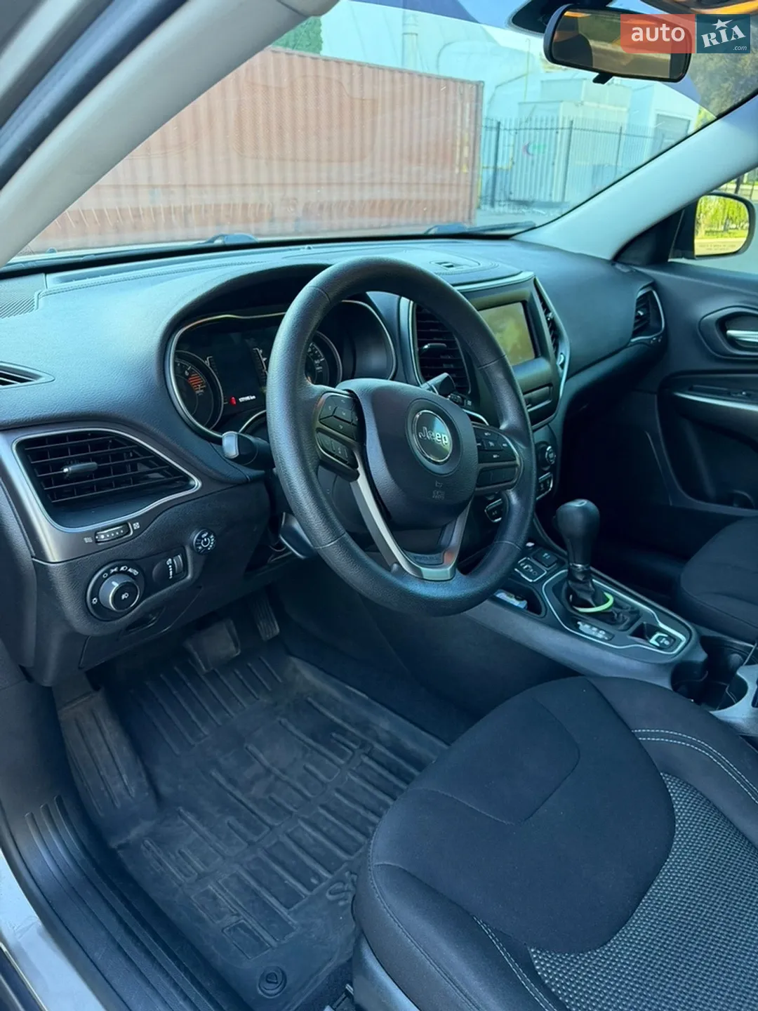2018 Jeep Cherokee - мініатюра 10