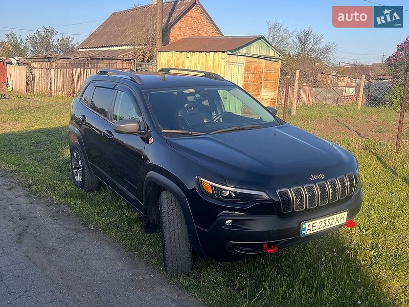 Позашляховик / Кросовер Jeep Cherokee 2019 в Кривому Розі