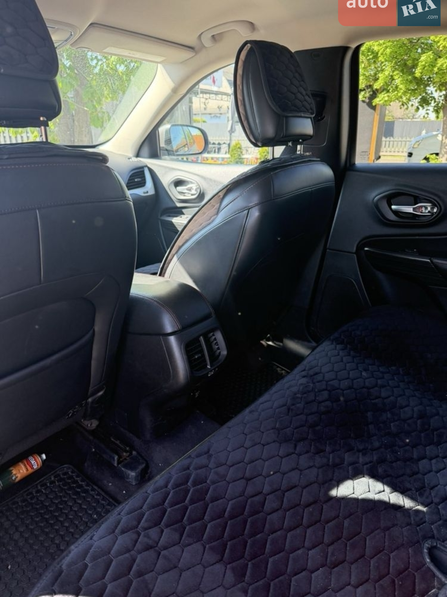 2016 Jeep Cherokee - мініатюра 3