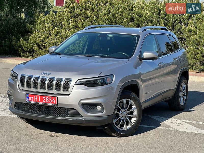 Внедорожник / Кроссовер Jeep Cherokee 2019 в Киеве
