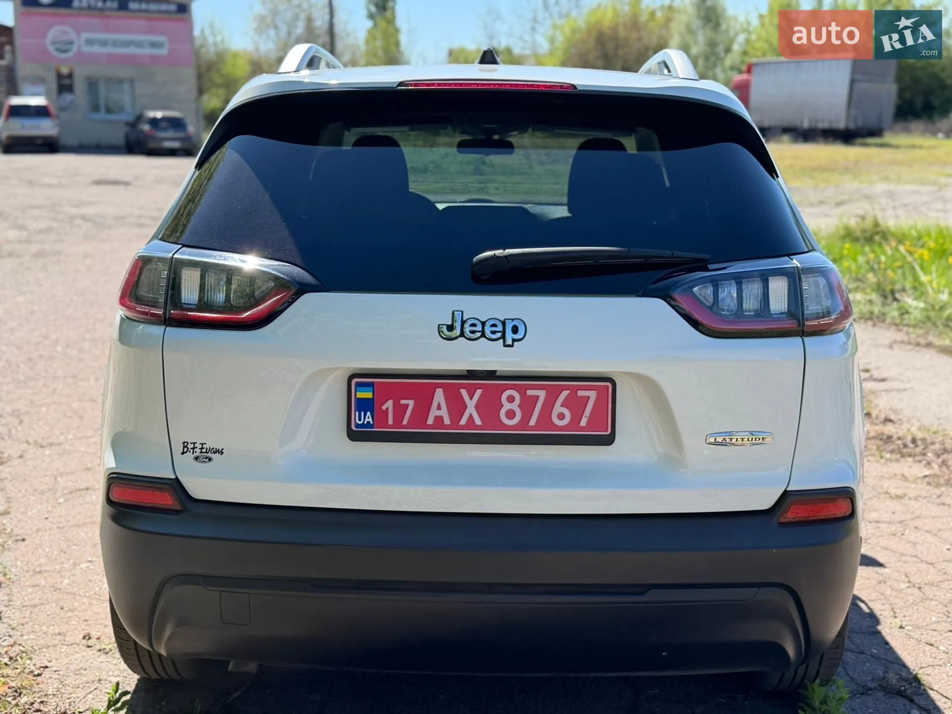 2019 Jeep Cherokee - мініатюра 59