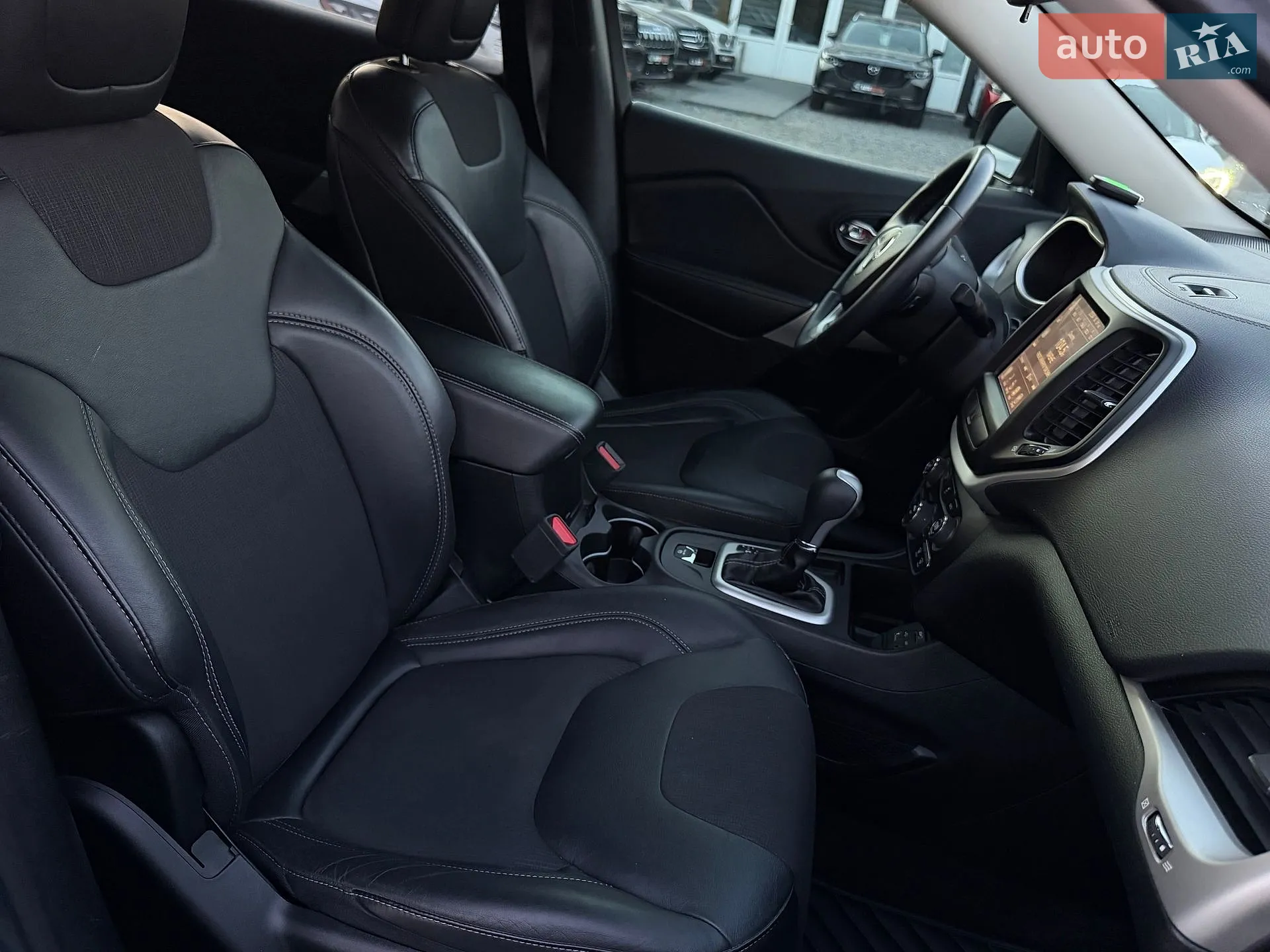2017 Jeep Cherokee - мініатюра 19