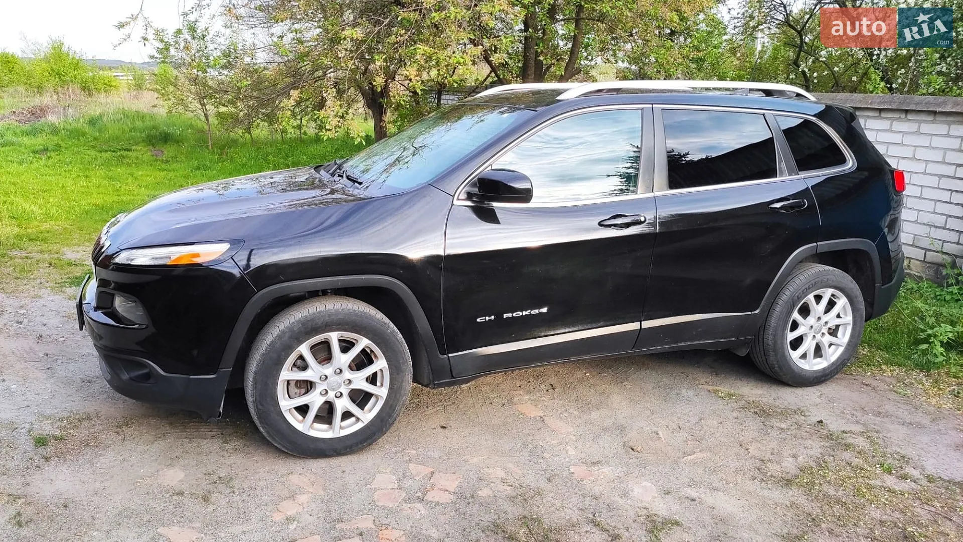 2017 Jeep Cherokee - мініатюра 2