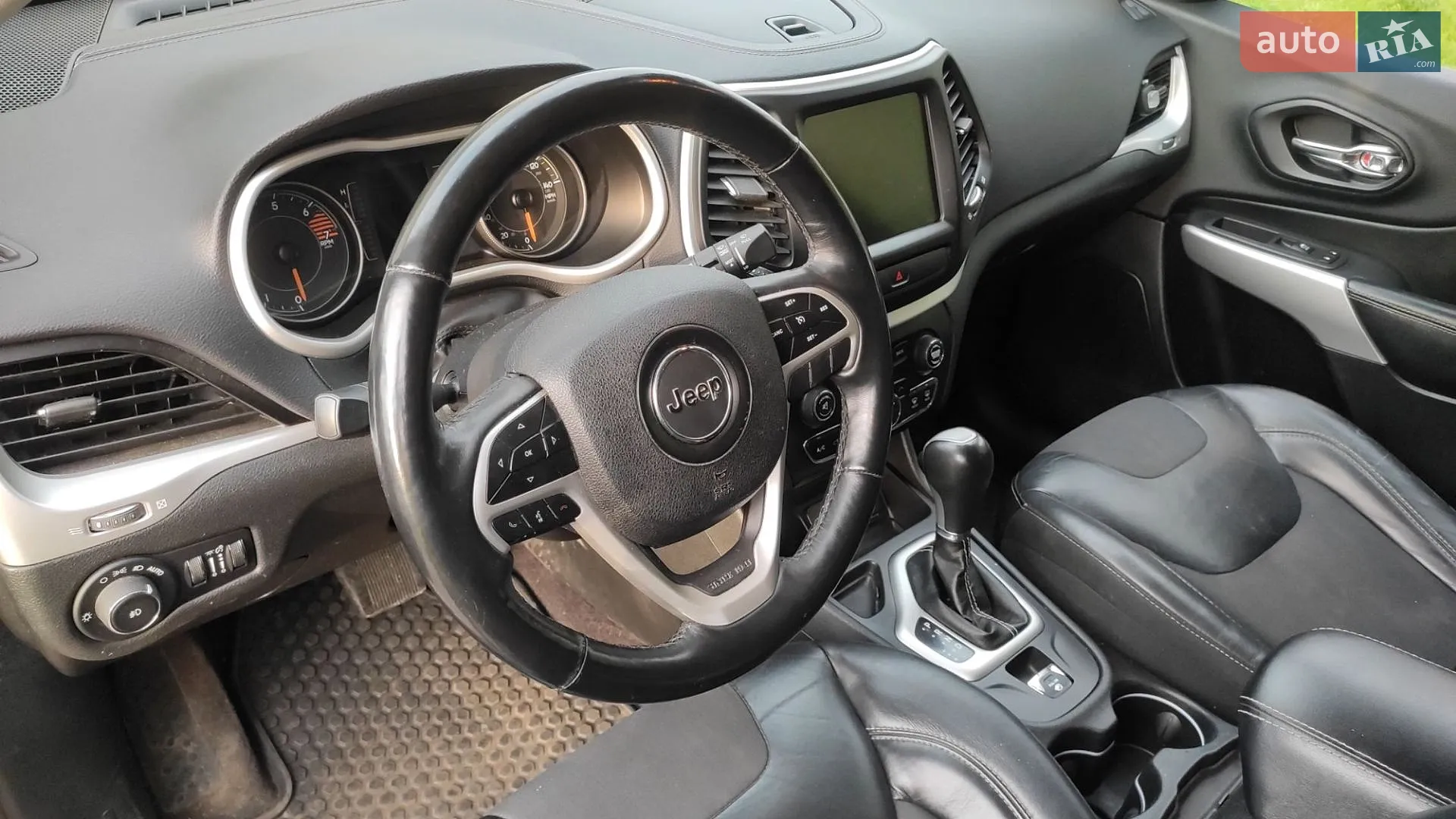 2017 Jeep Cherokee - мініатюра 30