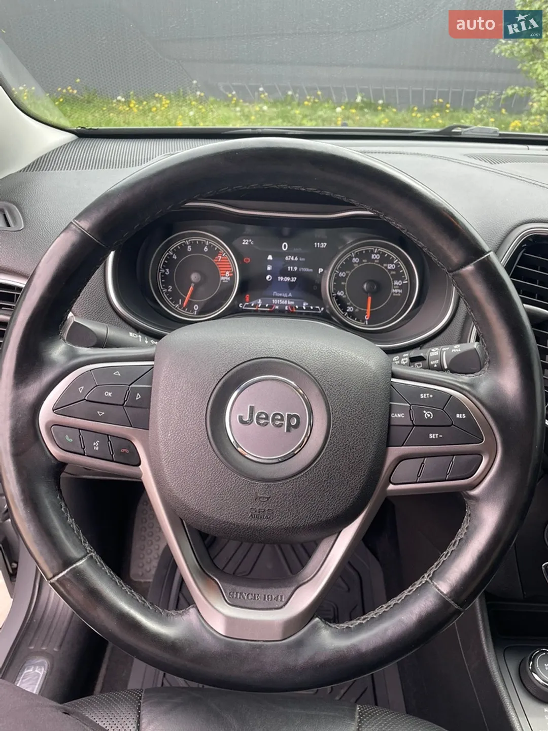 2020 Jeep Cherokee - мініатюра 9