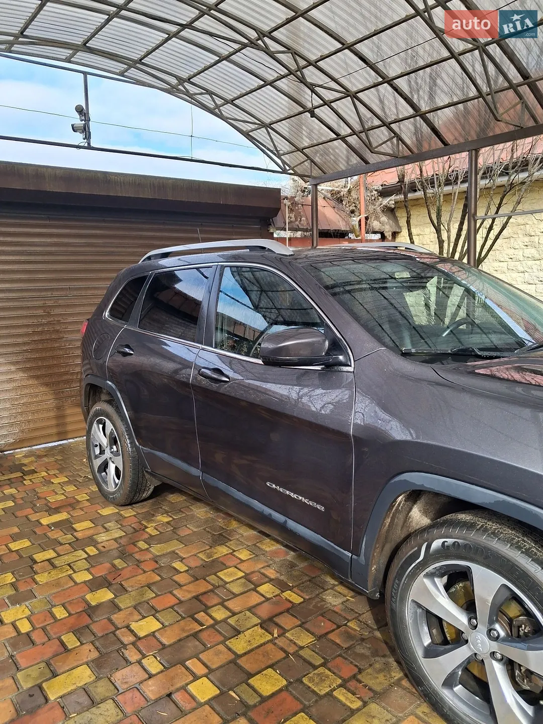 2019 Jeep Cherokee - мініатюра 4
