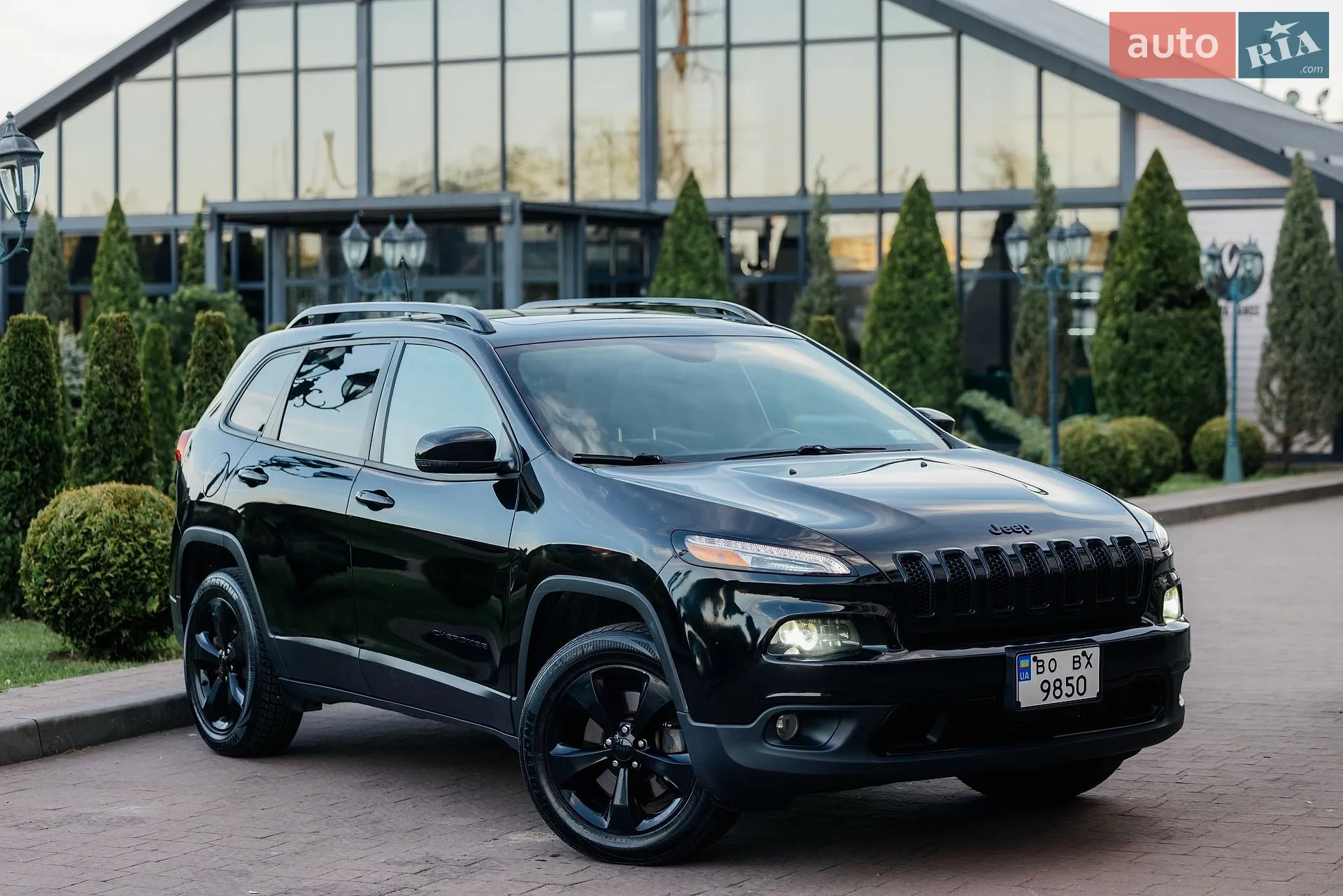 2016 Jeep Cherokee - мініатюра 4