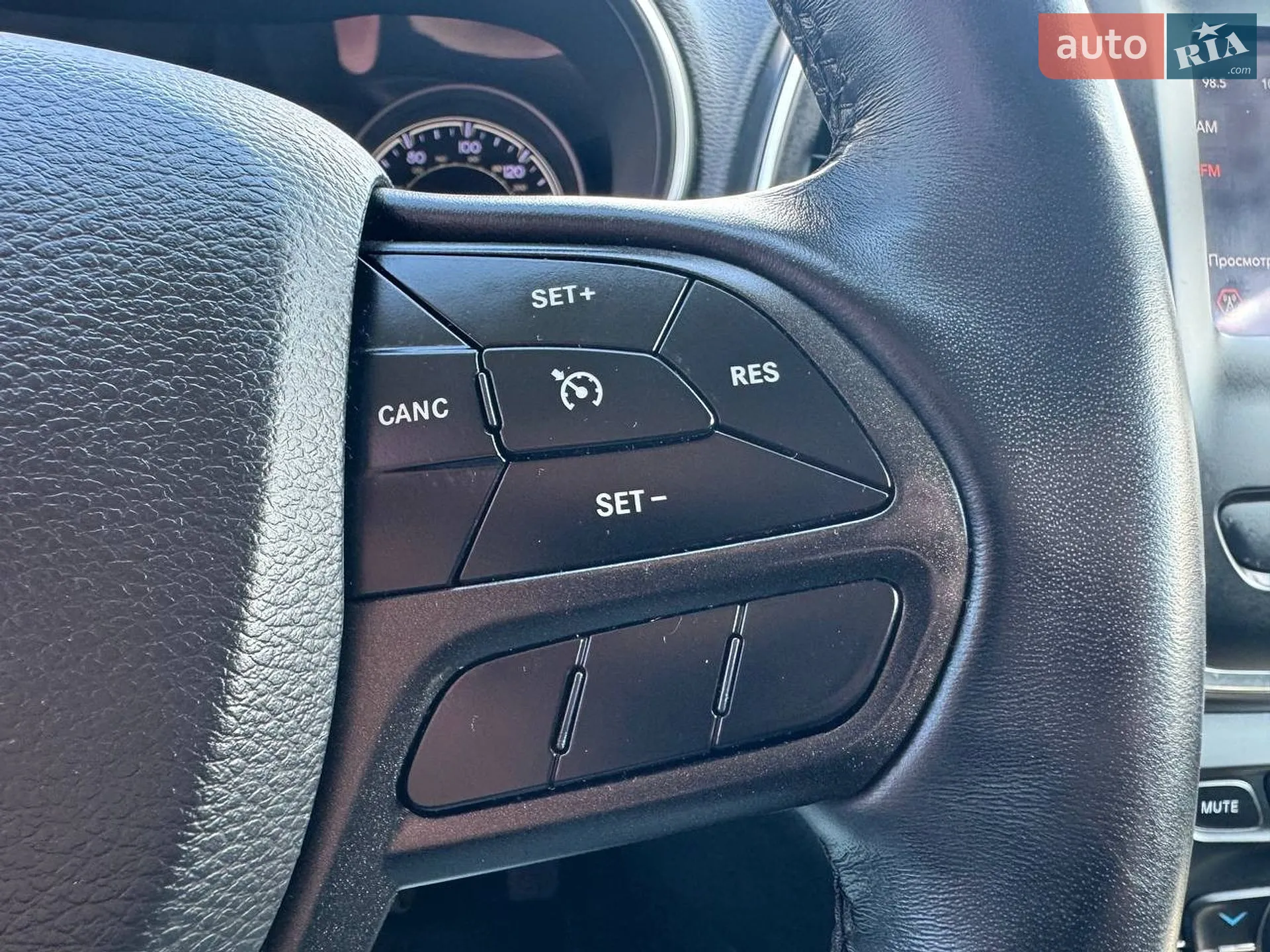 2019 Jeep Cherokee - мініатюра 18