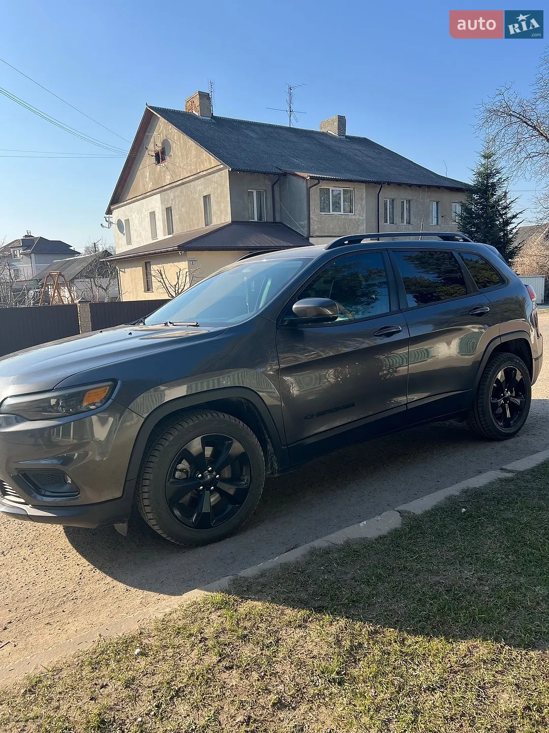 2018 Jeep Cherokee - мініатюра 9