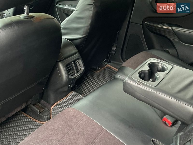 Внедорожник / Кроссовер Jeep Cherokee 2016 в Кропивницком