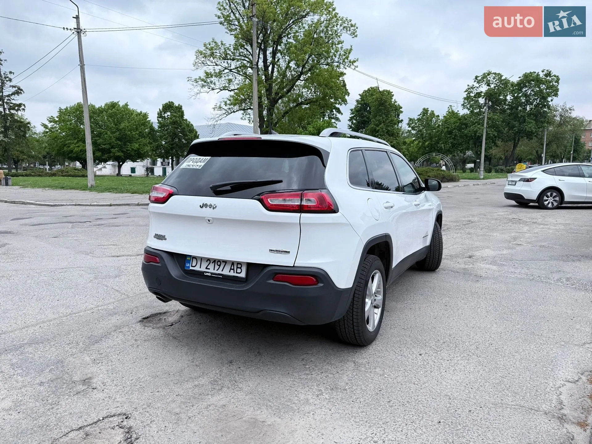 2017 Jeep Cherokee - мініатюра 7