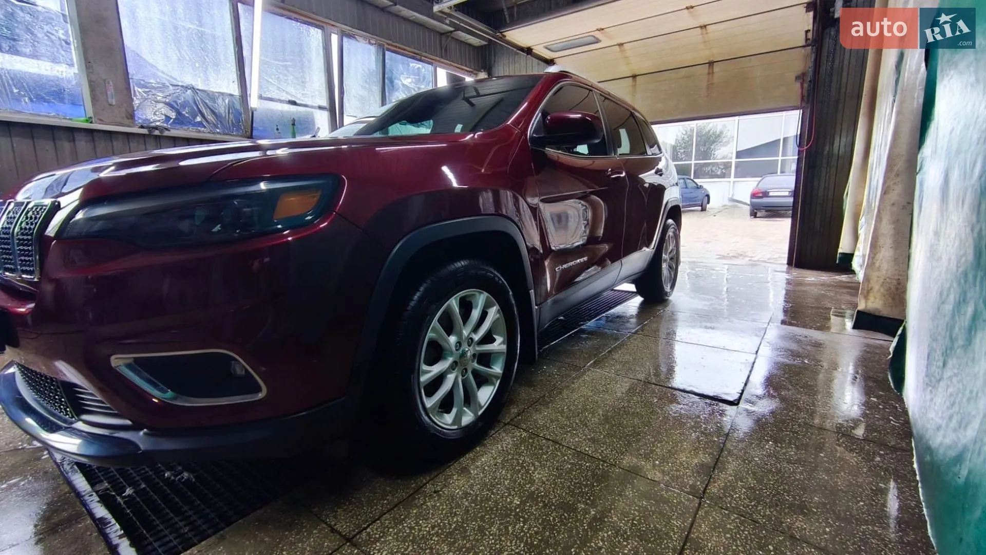 2019 Jeep Cherokee - мініатюра 13