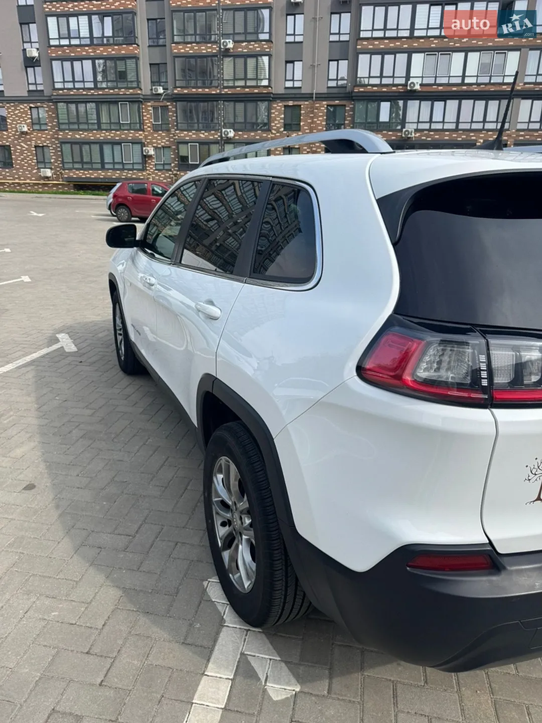 2018 Jeep Cherokee - мініатюра 7