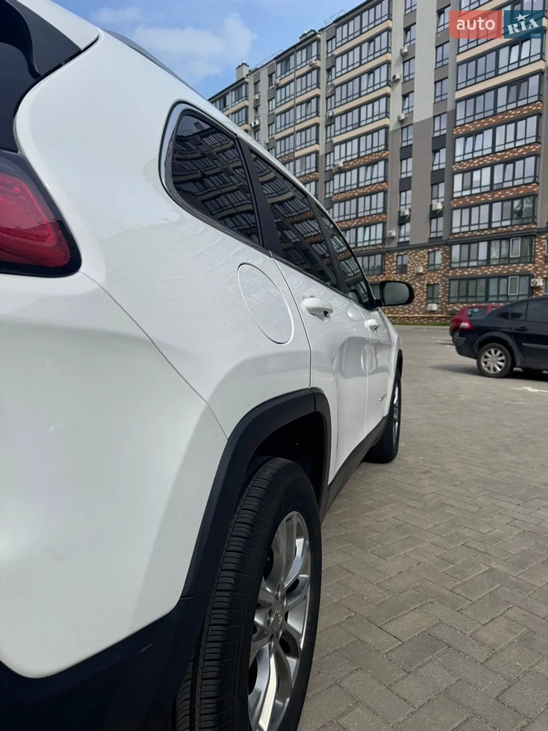 2018 Jeep Cherokee - мініатюра 9