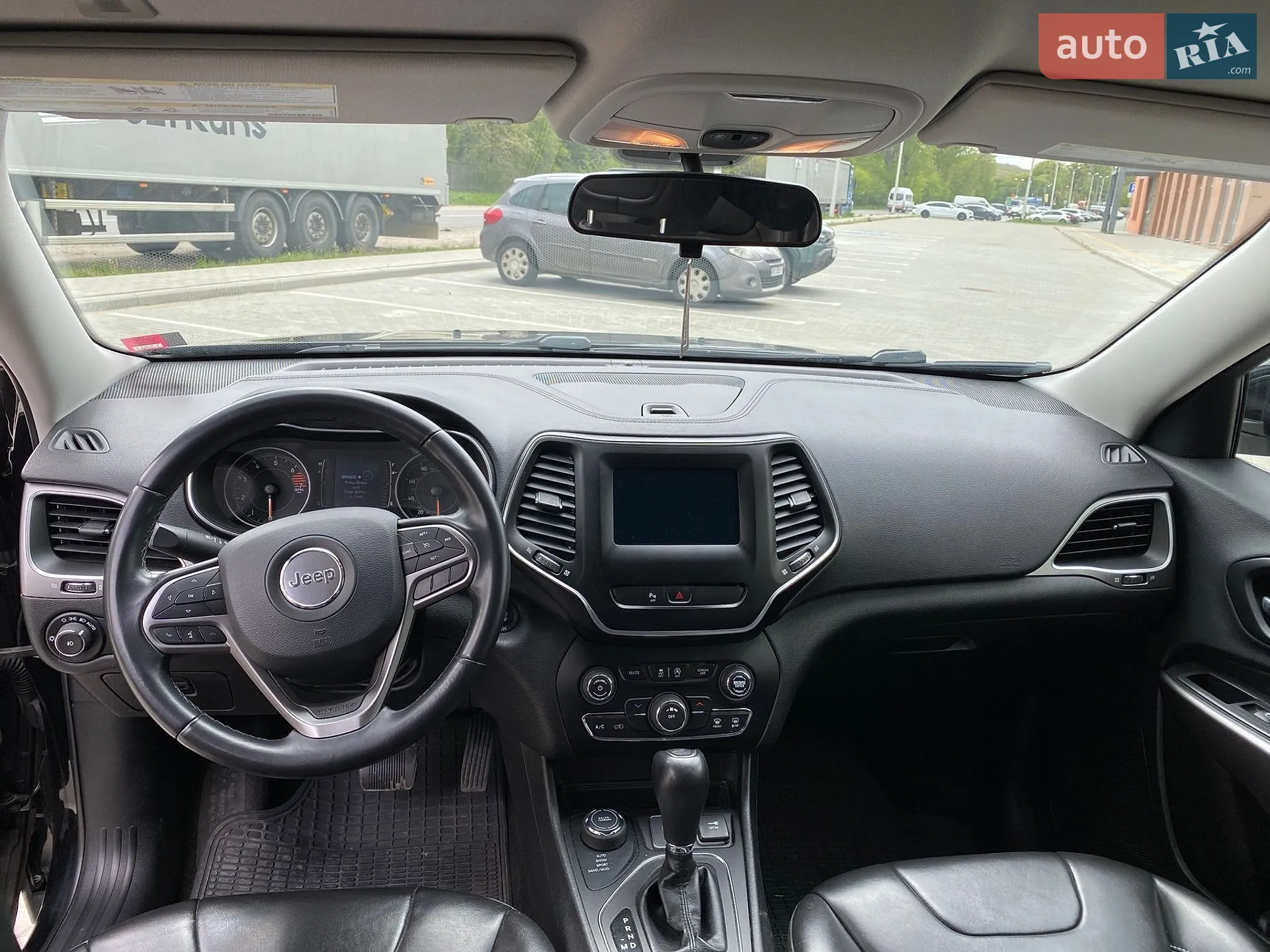 2019 Jeep Cherokee - мініатюра 21