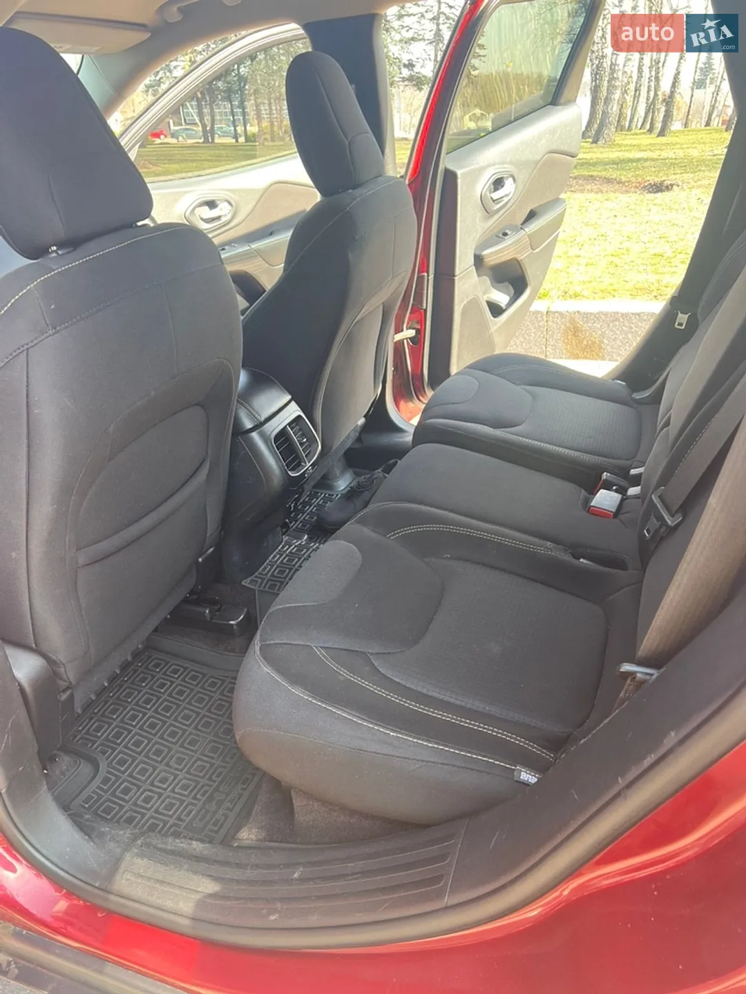 2015 Jeep Cherokee - мініатюра 9