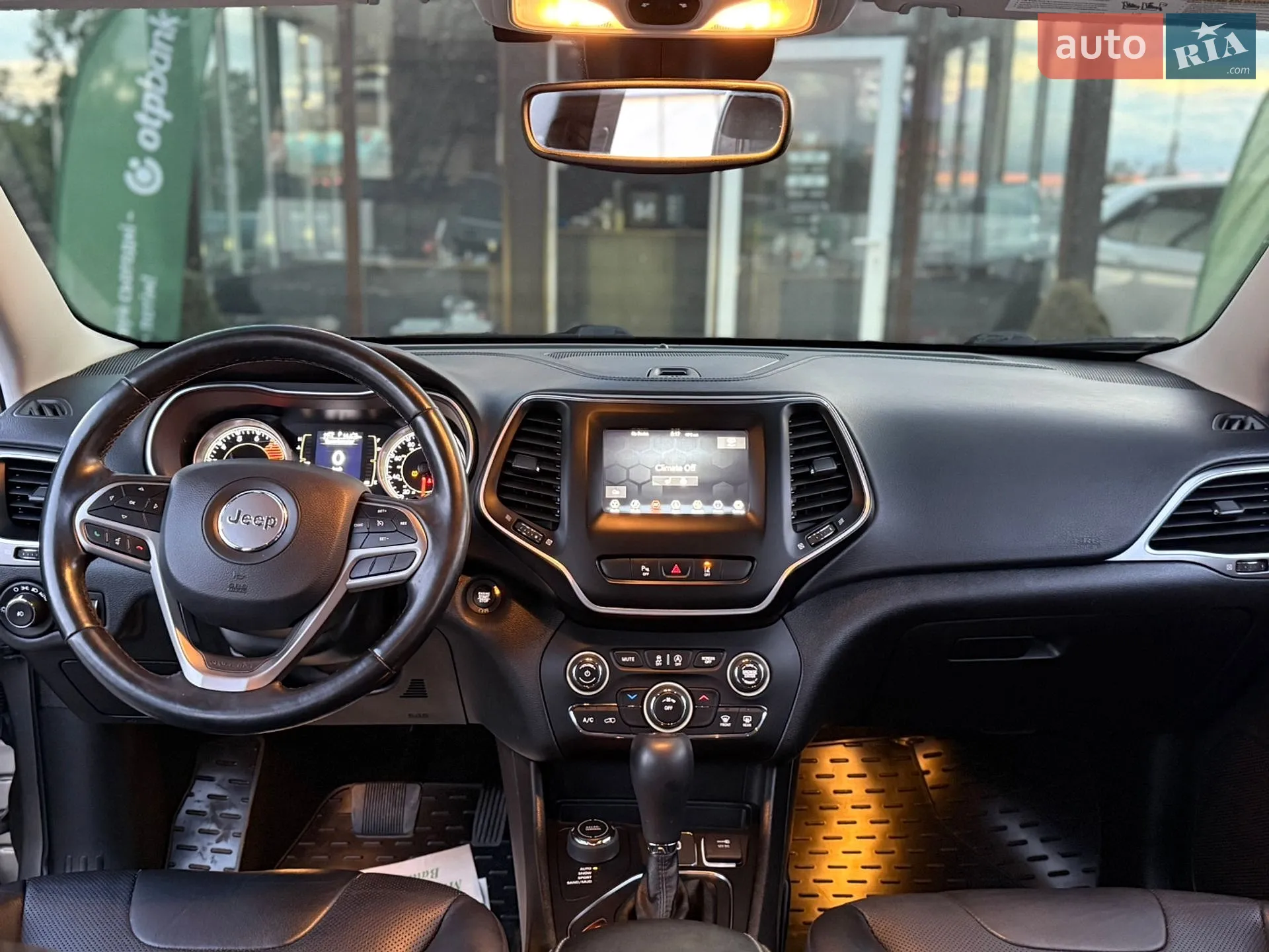 2021 Jeep Cherokee - мініатюра 28
