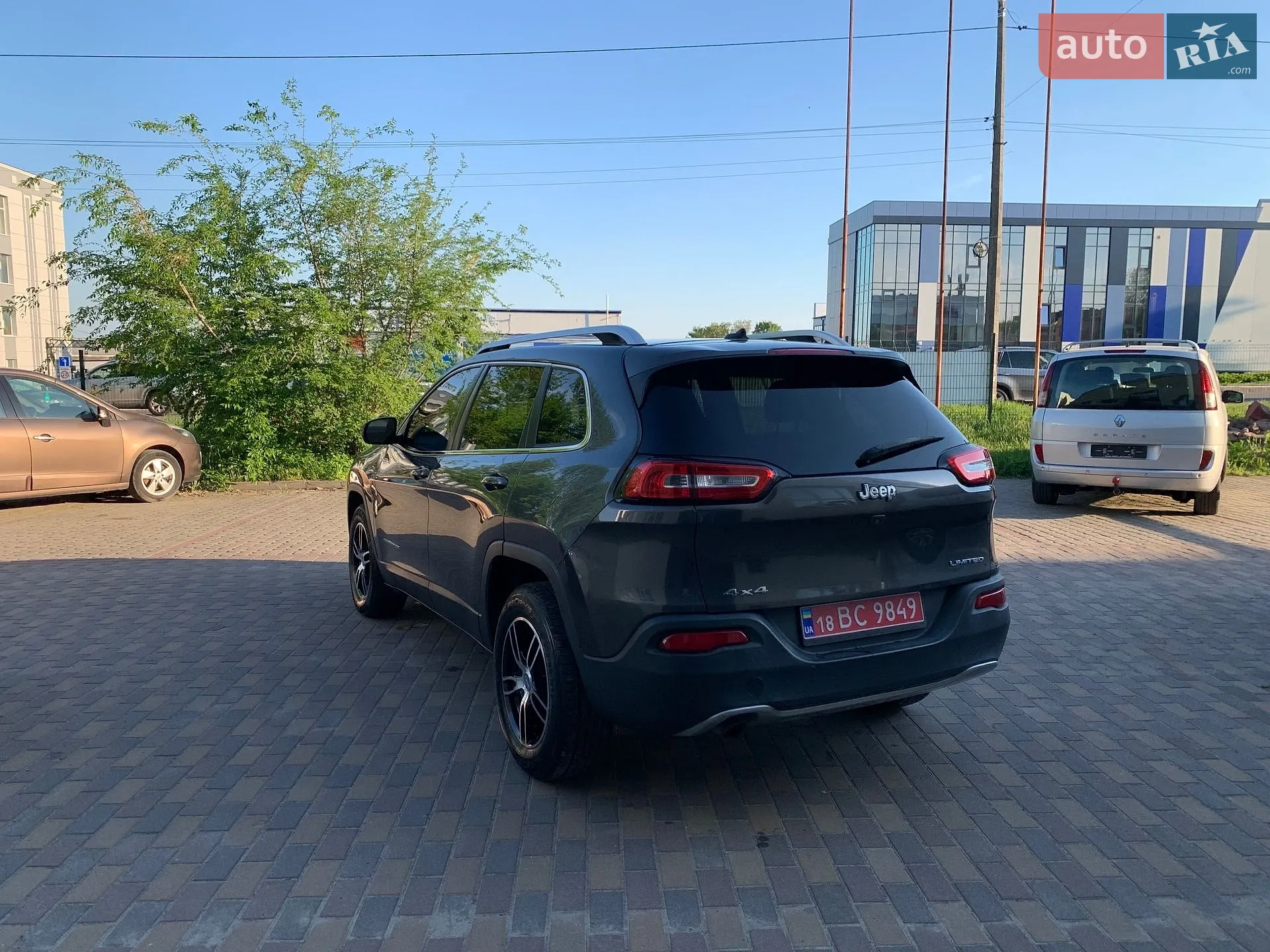 2015 Jeep Cherokee - мініатюра 12