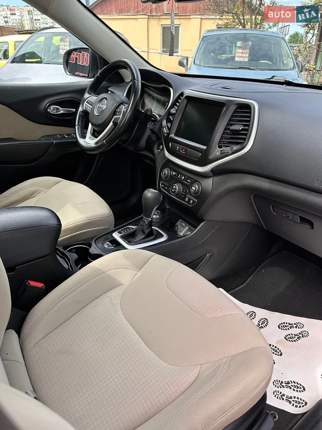 2015 Jeep Cherokee - мініатюра 8