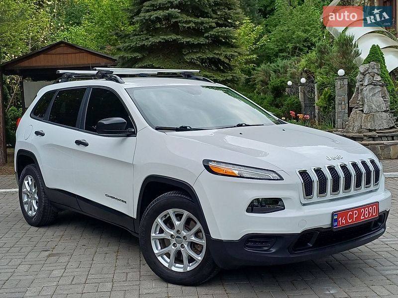 Внедорожник / Кроссовер Jeep Cherokee 2017 в Дрогобыче
