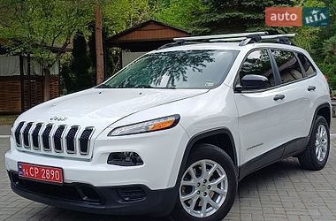 Внедорожник / Кроссовер Jeep Cherokee 2017 в Дрогобыче