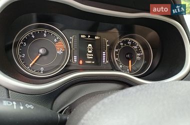 Внедорожник / Кроссовер Jeep Cherokee 2017 в Дрогобыче