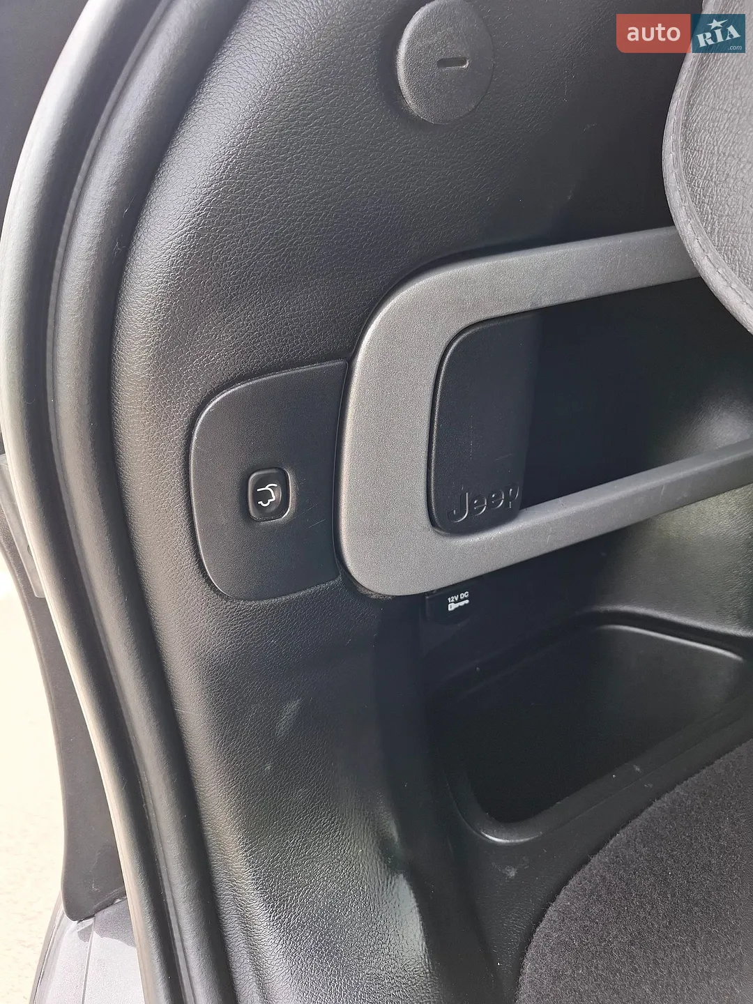 2016 Jeep Cherokee - мініатюра 13