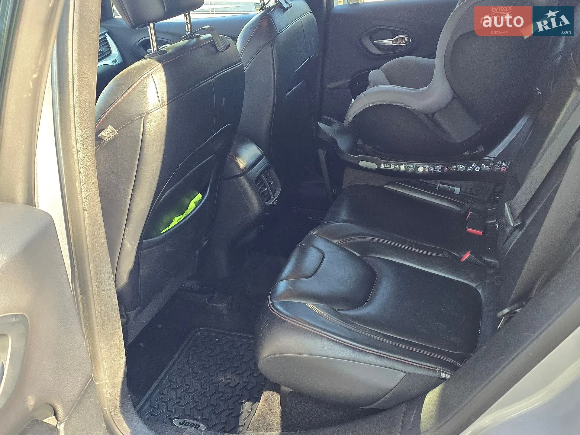2013 Jeep Cherokee - мініатюра 11