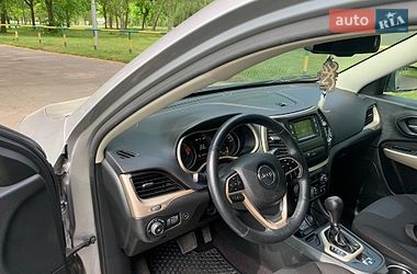 Внедорожник / Кроссовер Jeep Cherokee 2017 в Ровно