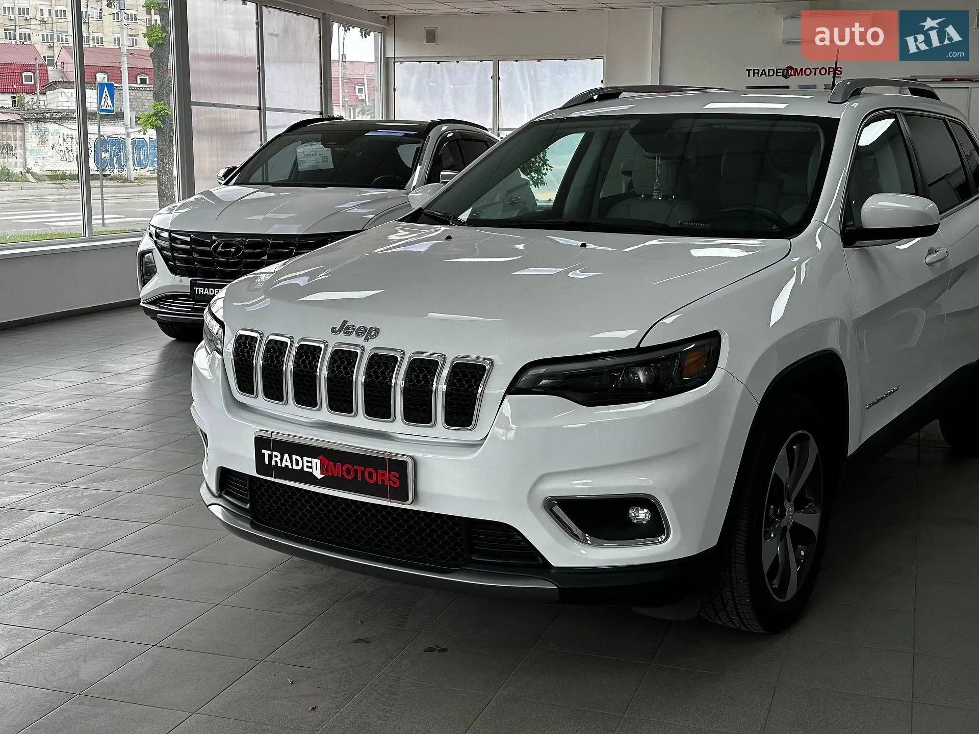 2019 Jeep Cherokee - мініатюра 4