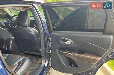 Внедорожник / Кроссовер Jeep Cherokee 2014 в Чернигове фото 13 Внедорожник / Кроссовер Jeep Cherokee 2014 в Чернигове