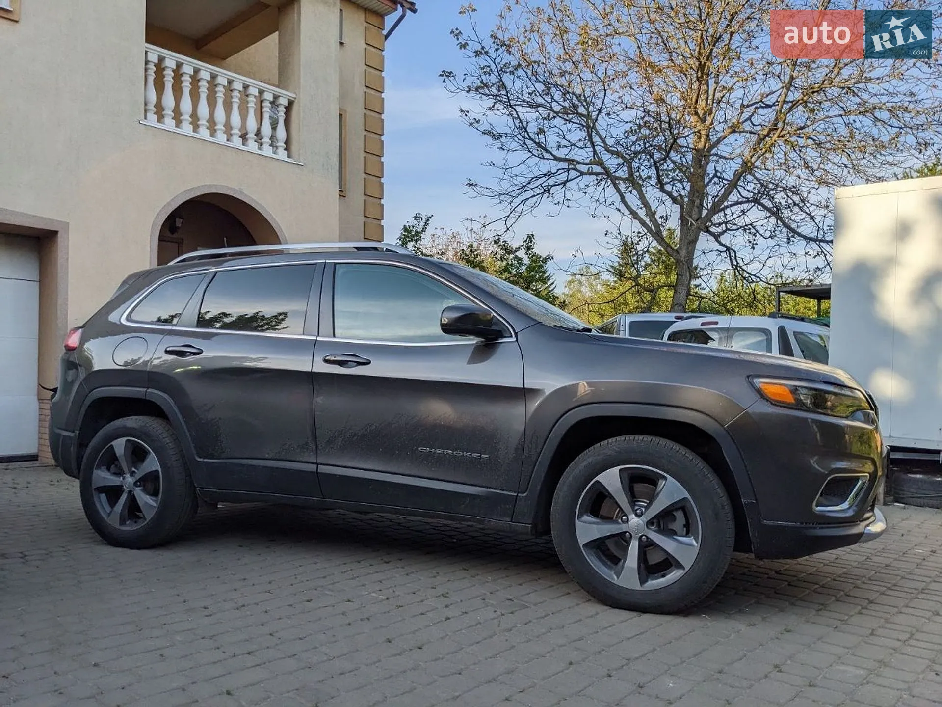 2018 Jeep Cherokee - мініатюра 13