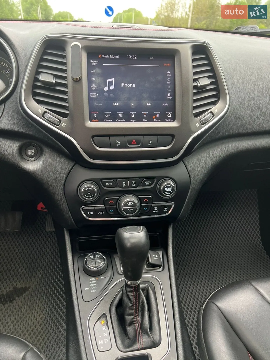 2021 Jeep Cherokee - мініатюра 12