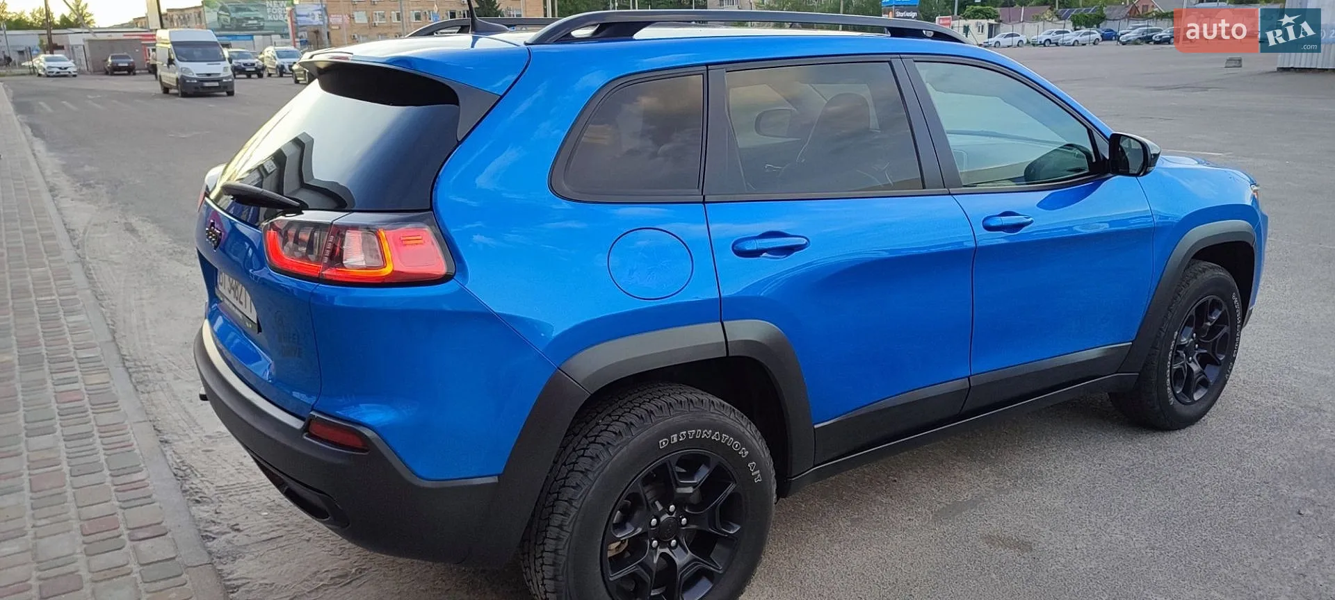 2022 Jeep Cherokee - мініатюра 8