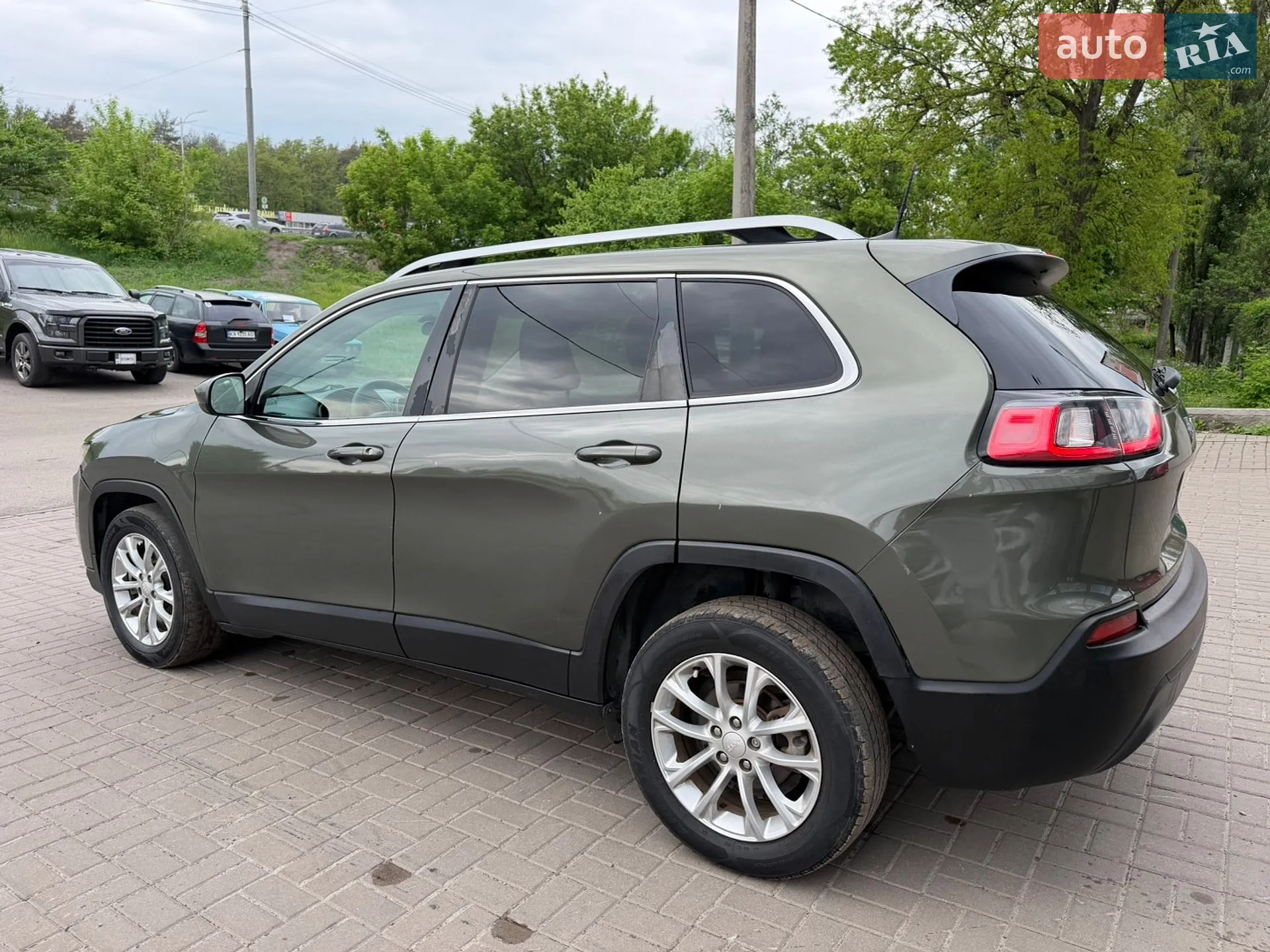 2018 Jeep Cherokee - мініатюра 11