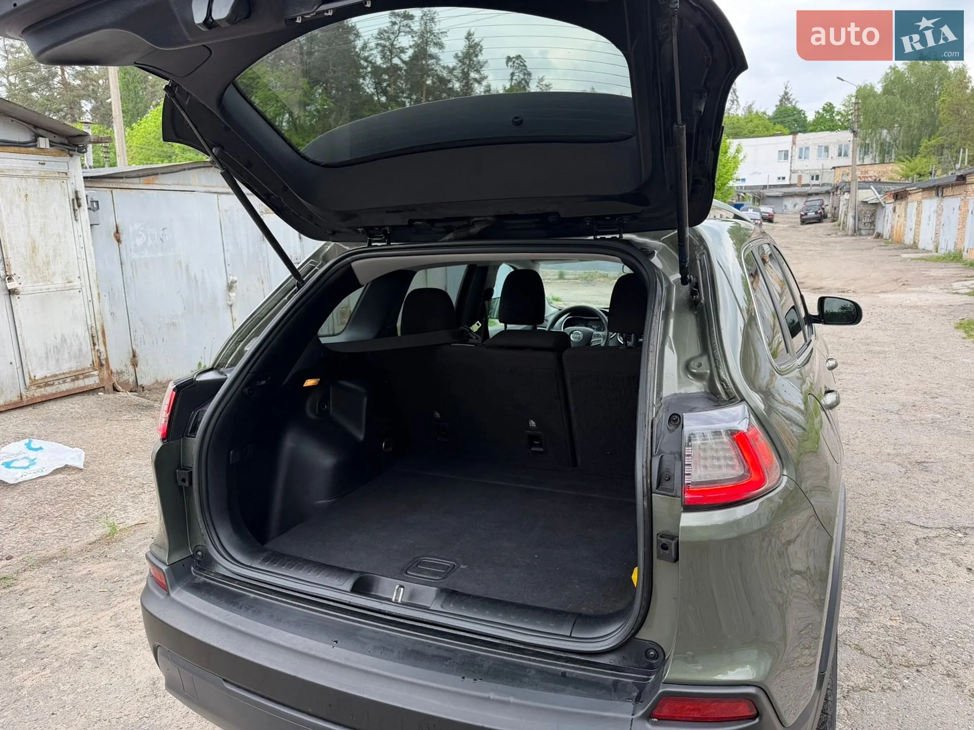 2018 Jeep Cherokee - мініатюра 26
