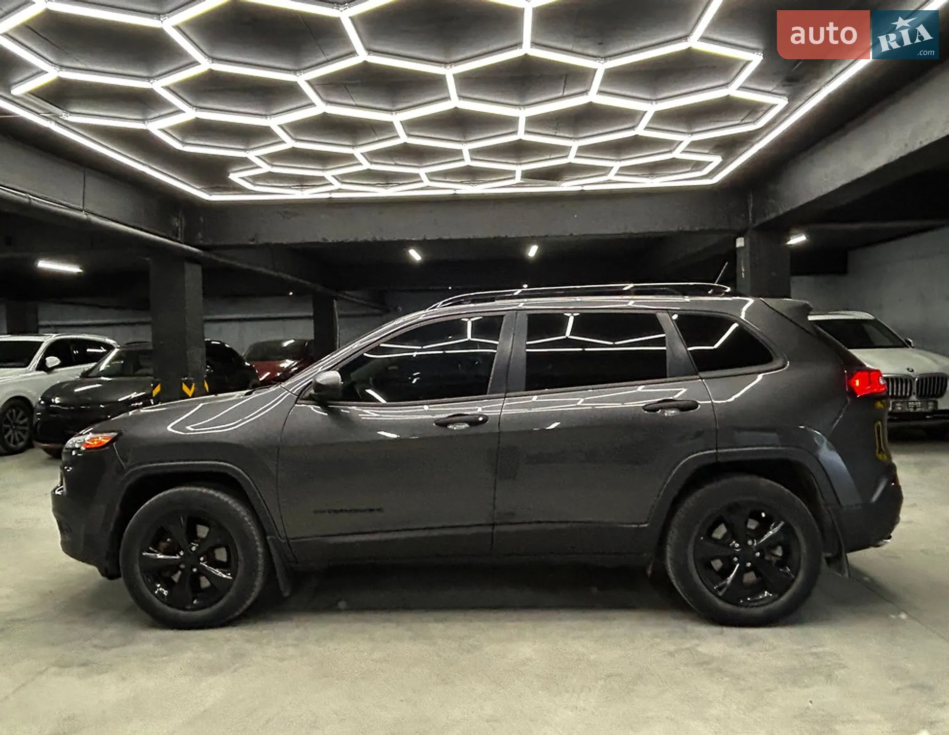 2016 Jeep Cherokee - мініатюра 6