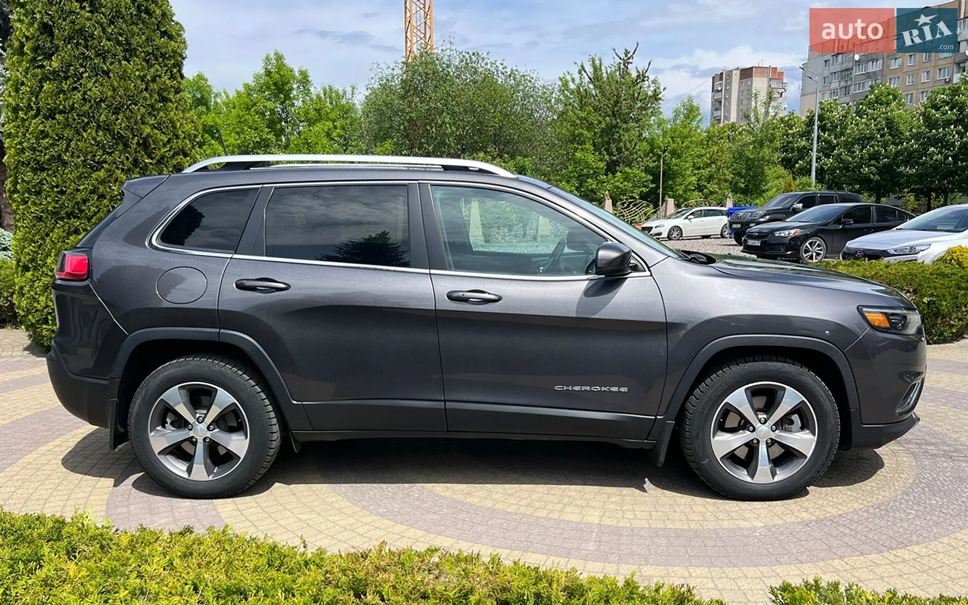 2019 Jeep Cherokee - мініатюра 8