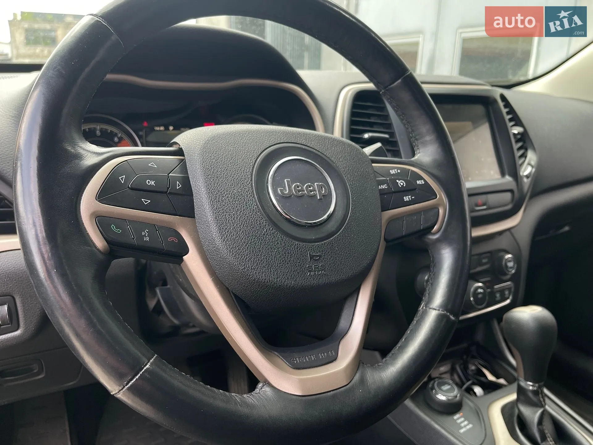 2016 Jeep Cherokee - мініатюра 3