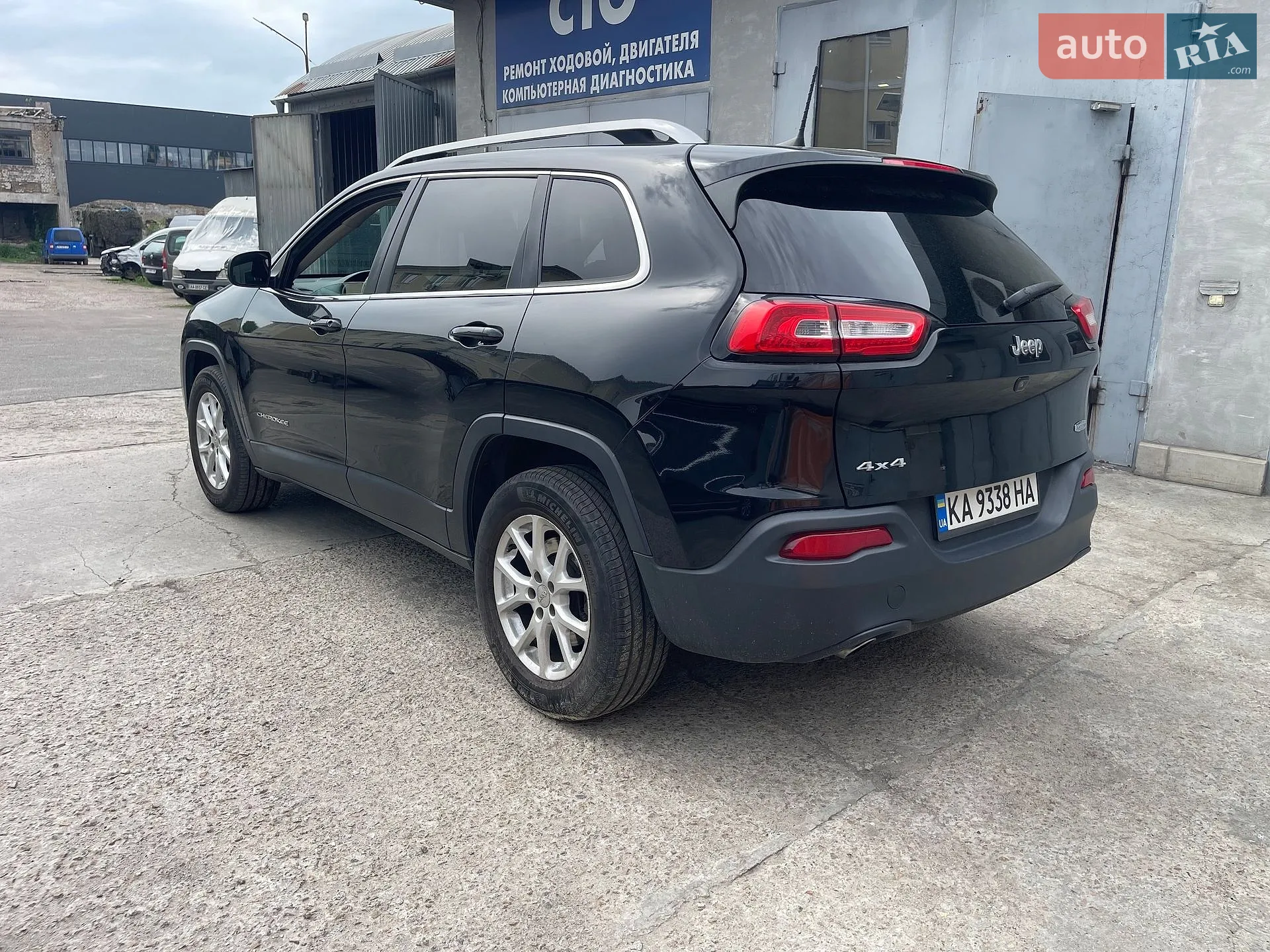 2016 Jeep Cherokee - мініатюра 26
