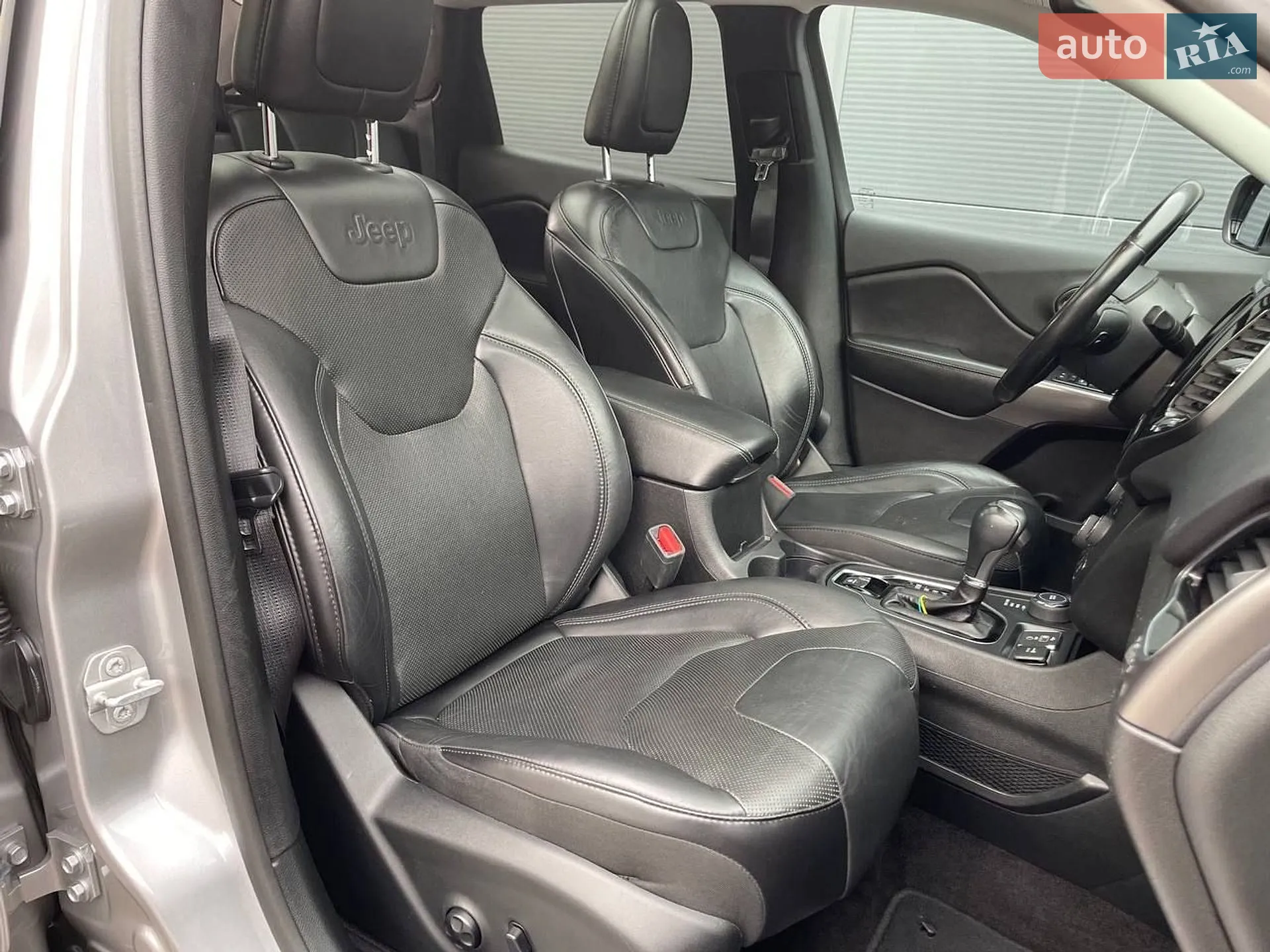 2018 Jeep Cherokee - мініатюра 20