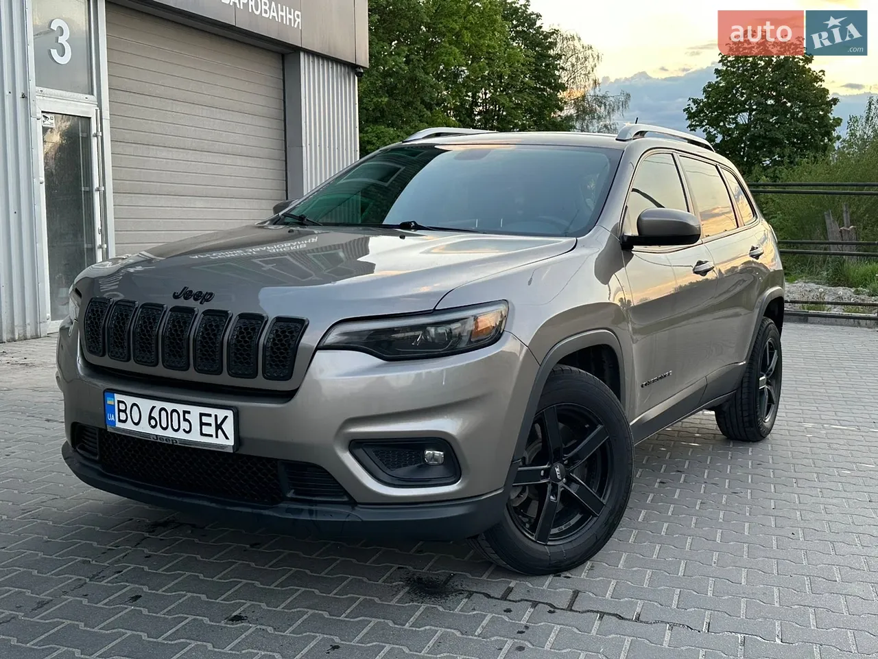 2019 Jeep Cherokee - мініатюра 16