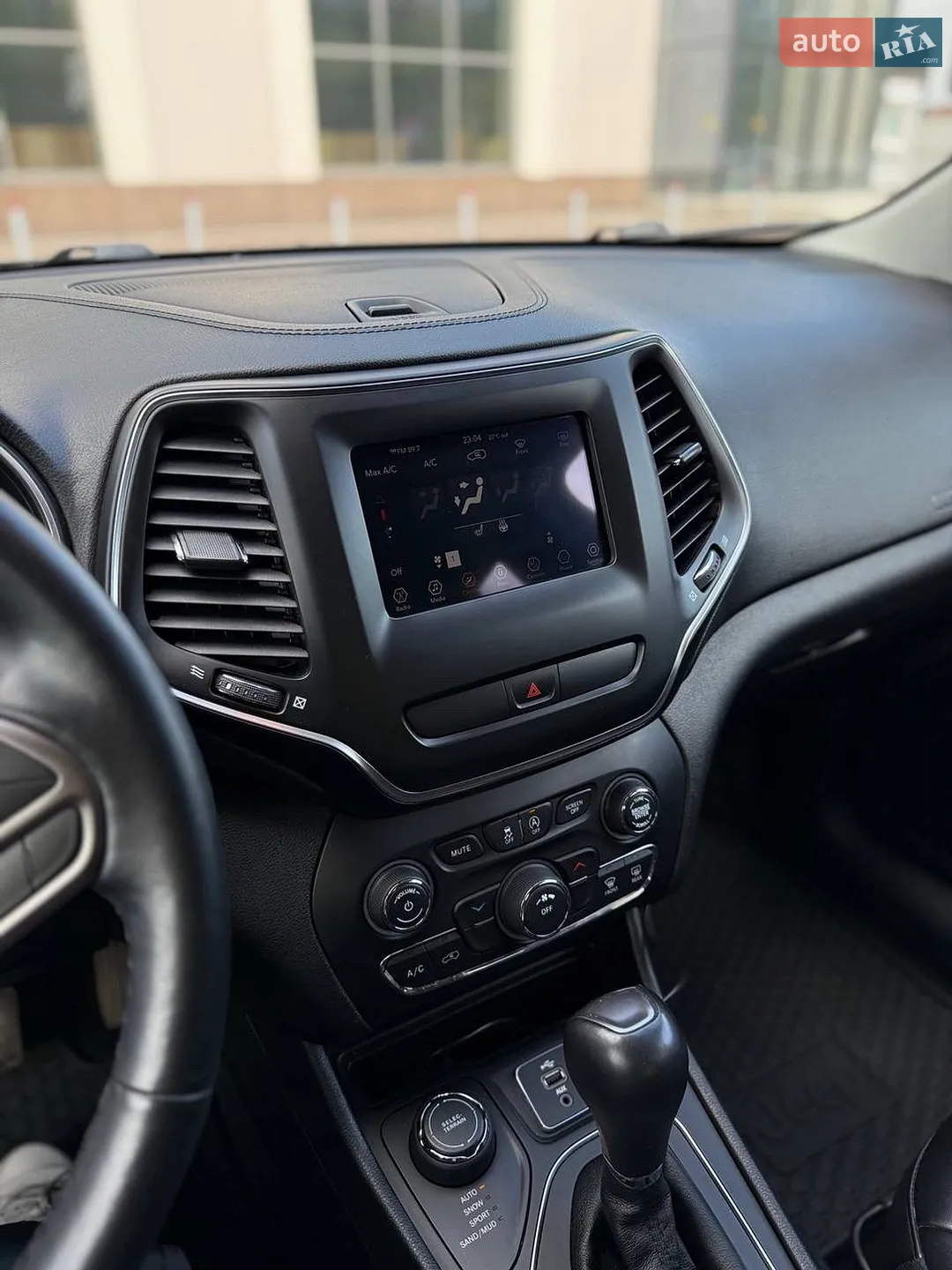 2018 Jeep Cherokee - мініатюра 19