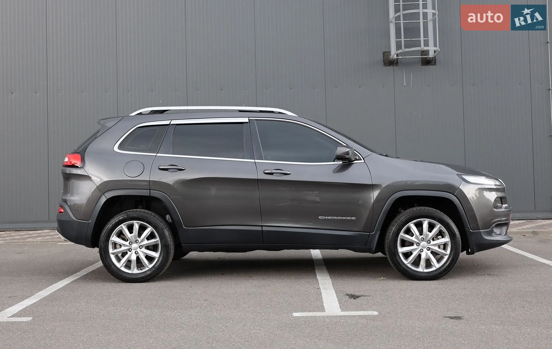 2017 Jeep Cherokee - мініатюра 11