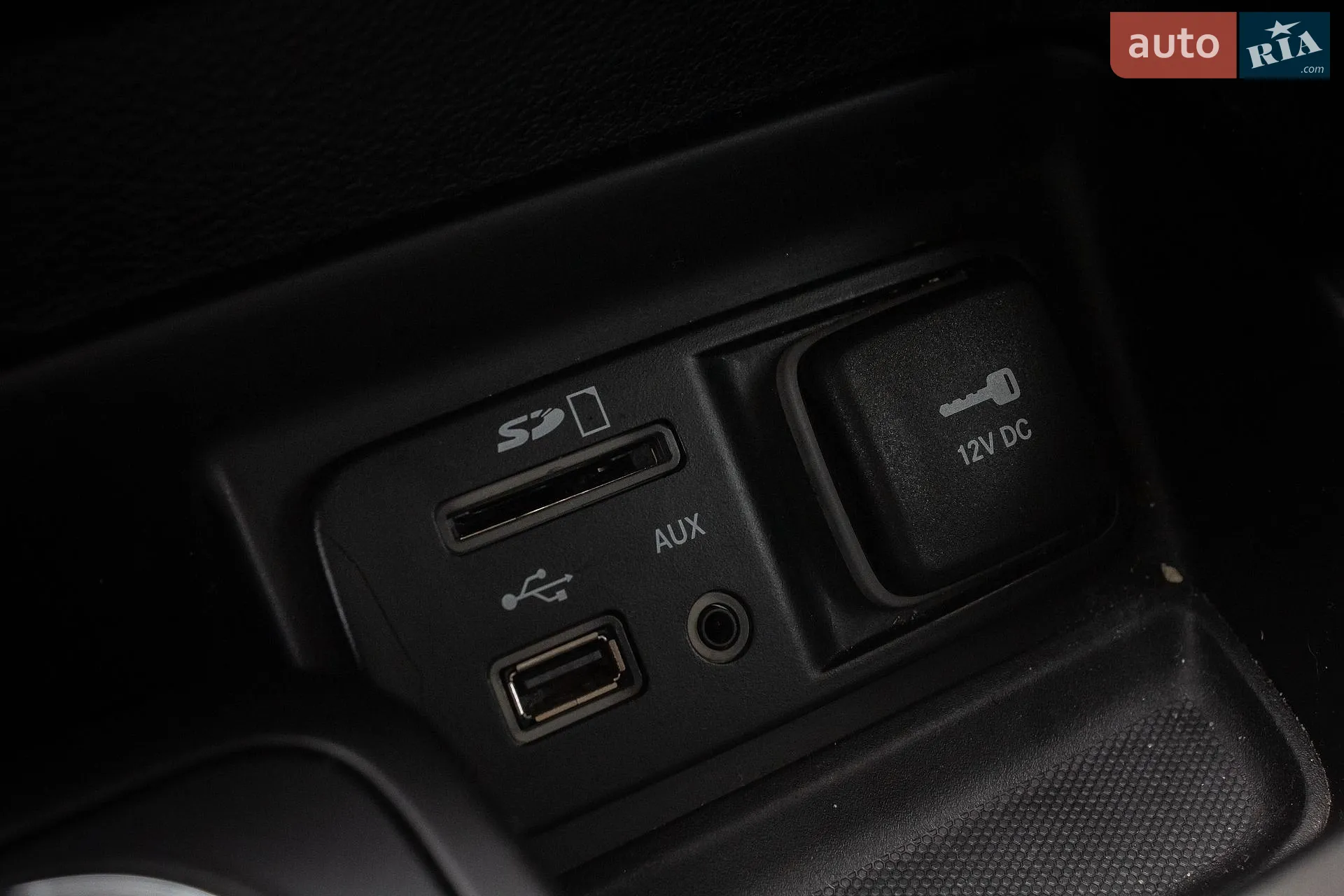 2014 Jeep Cherokee - мініатюра 20
