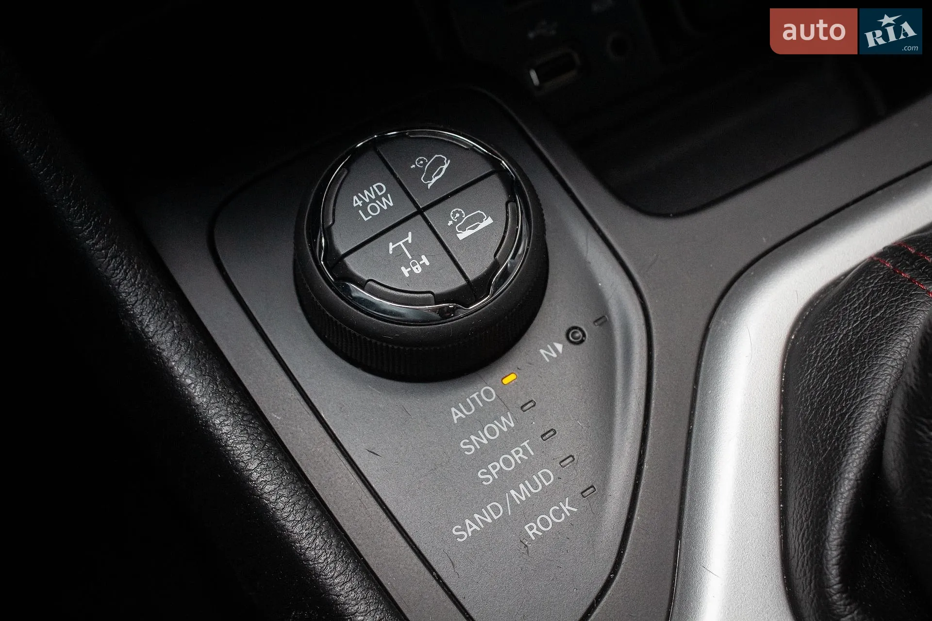 2014 Jeep Cherokee - мініатюра 22