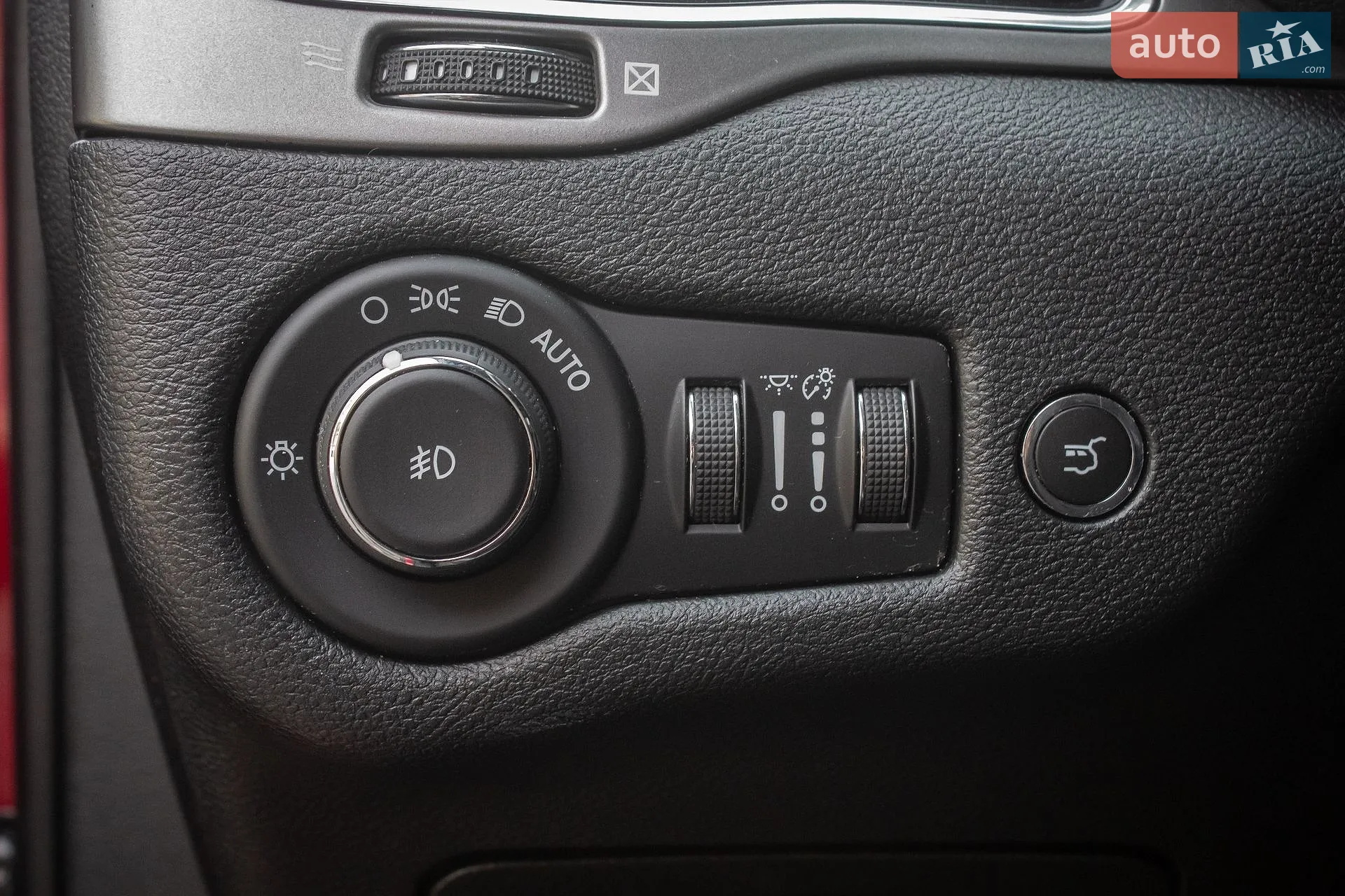 2014 Jeep Cherokee - мініатюра 30