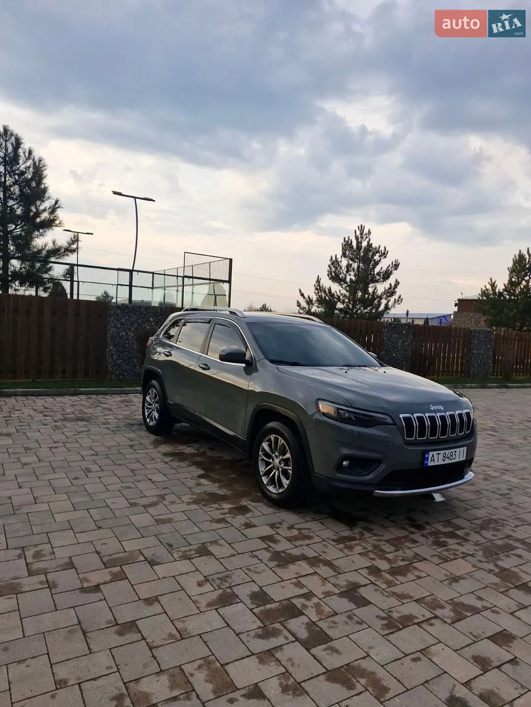 2019 Jeep Cherokee - мініатюра 2